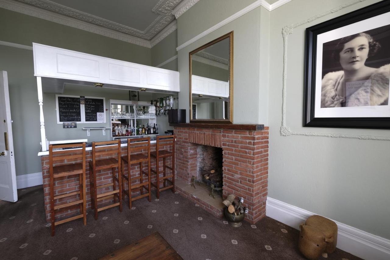 Heathcliff House B&B Exclusively For Adults Free Large Carpark Torquay Εξωτερικό φωτογραφία
