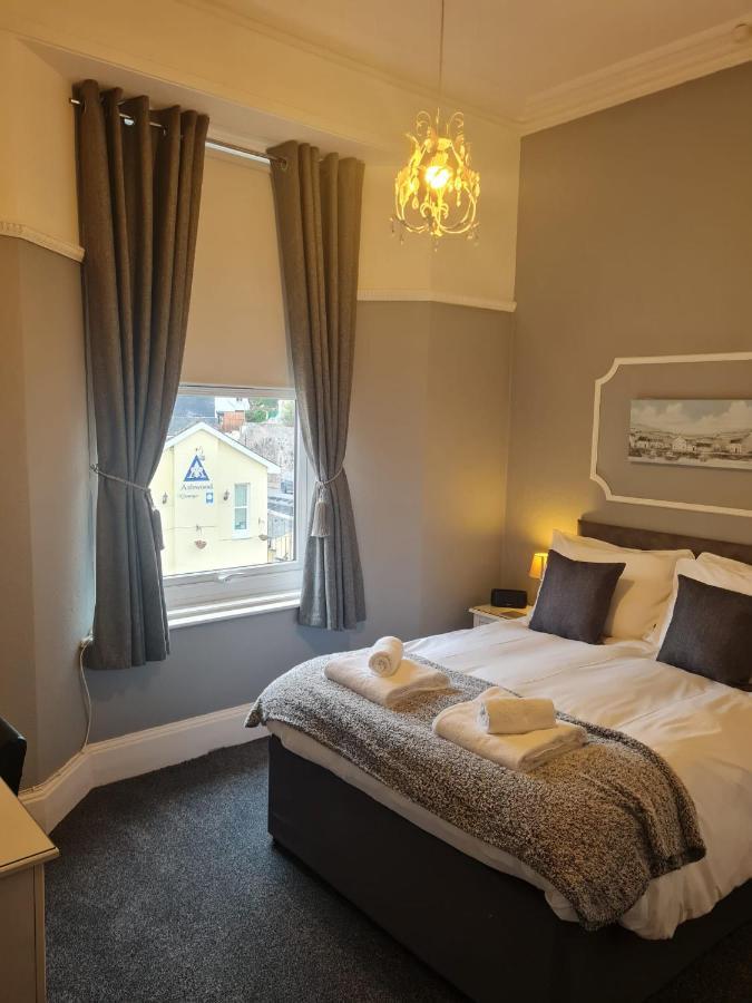 Heathcliff House B&B Exclusively For Adults Free Large Carpark Torquay Εξωτερικό φωτογραφία