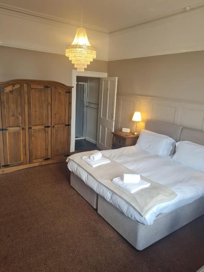 Heathcliff House B&B Exclusively For Adults Free Large Carpark Torquay Εξωτερικό φωτογραφία