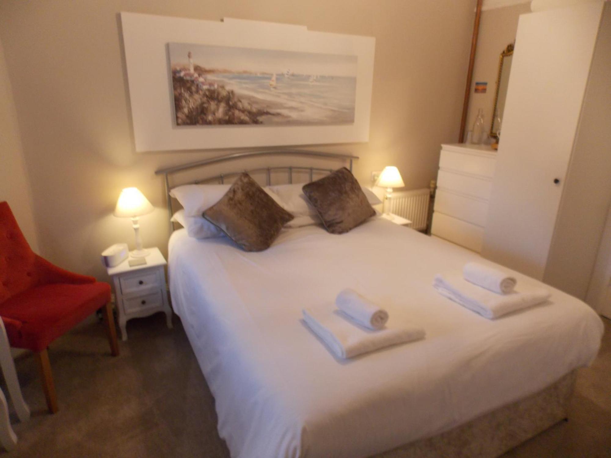 Heathcliff House B&B Exclusively For Adults Free Large Carpark Torquay Εξωτερικό φωτογραφία