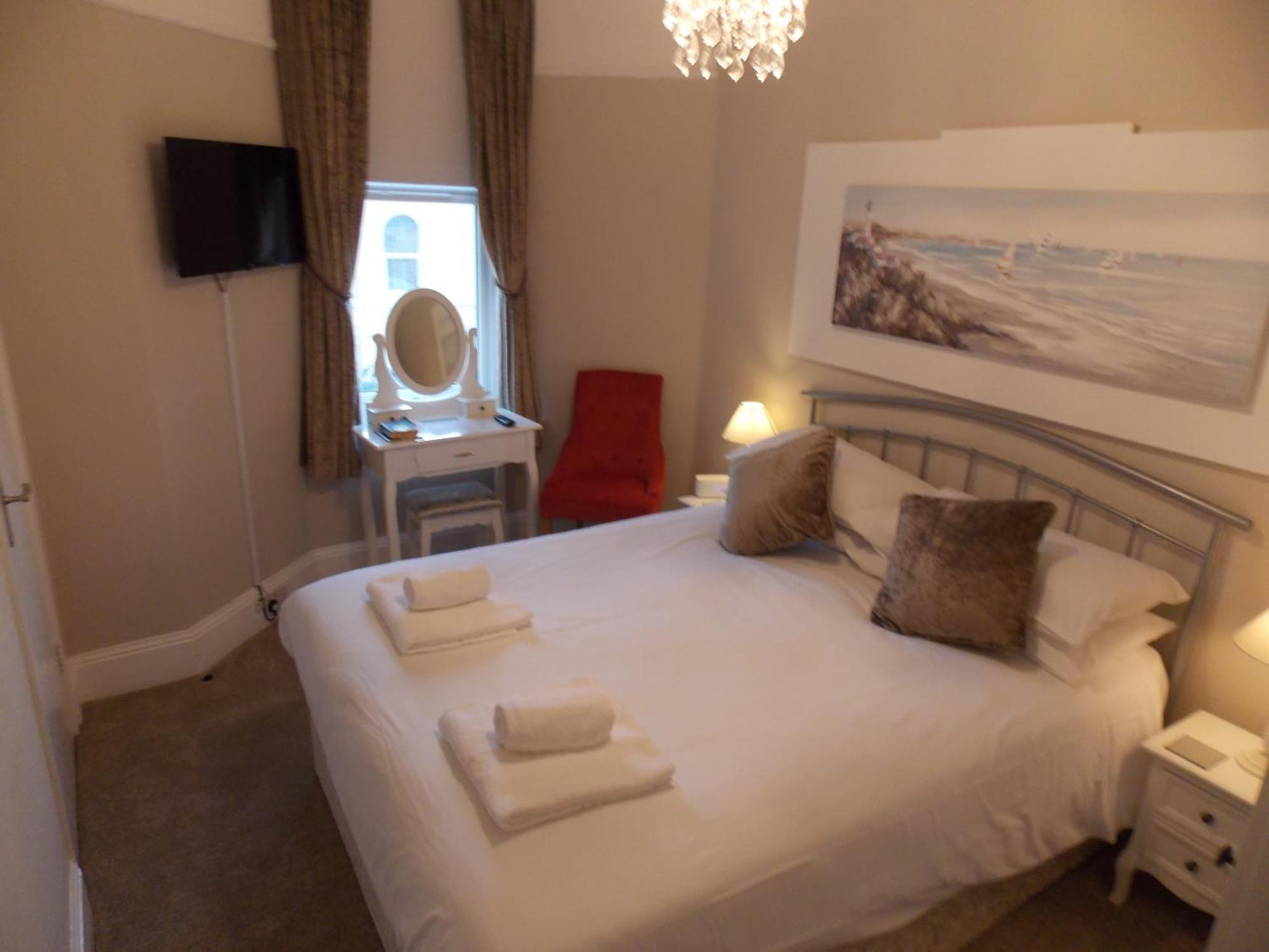 Heathcliff House B&B Exclusively For Adults Free Large Carpark Torquay Εξωτερικό φωτογραφία