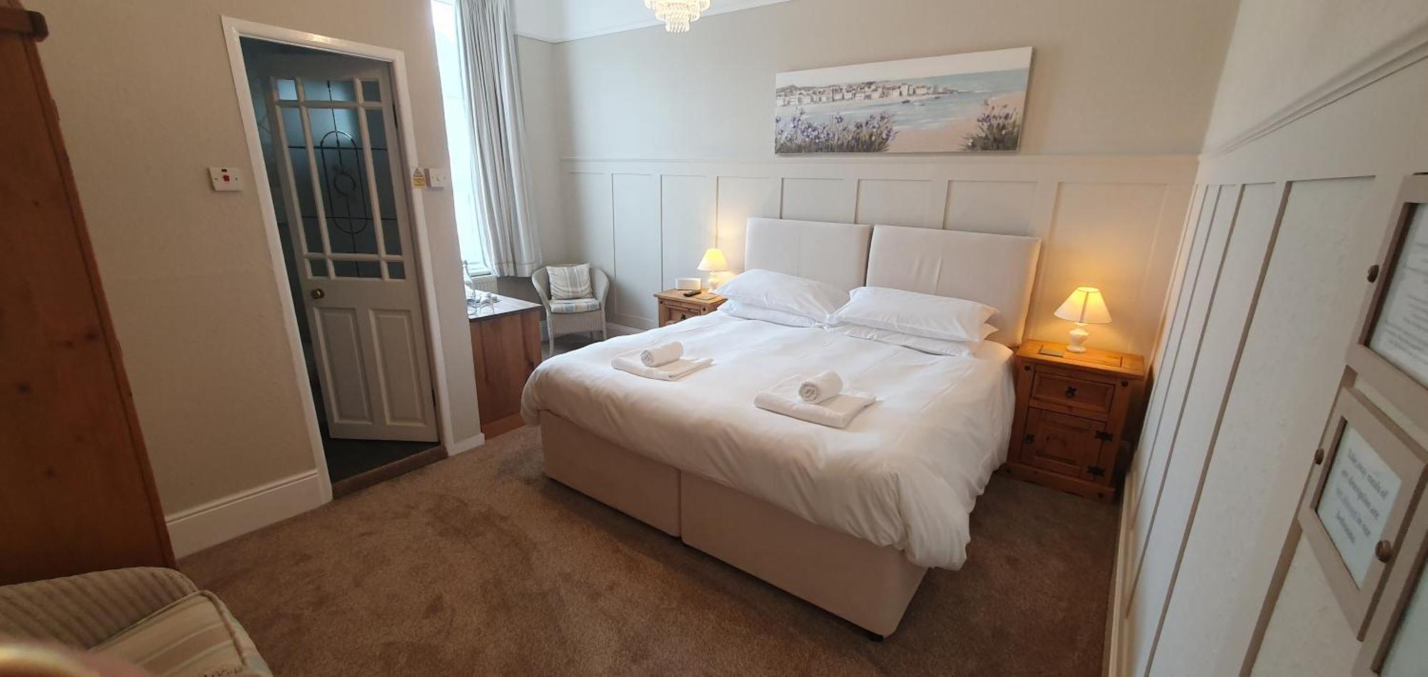 Heathcliff House B&B Exclusively For Adults Free Large Carpark Torquay Εξωτερικό φωτογραφία